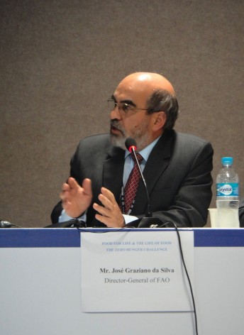 José Graziano da Silva, Director-General of the Food and Agriculture Organization of the United Nations believes that Africa is entering a new era with greater investment in agriculture. Credit: Busani Bafana/IPS José Graziano da Silva, Director-General of the Food and Agriculture Organization of the United Nations believes that Africa is entering a new era with greater investment in agriculture. Credit: Busani Bafana/IPS