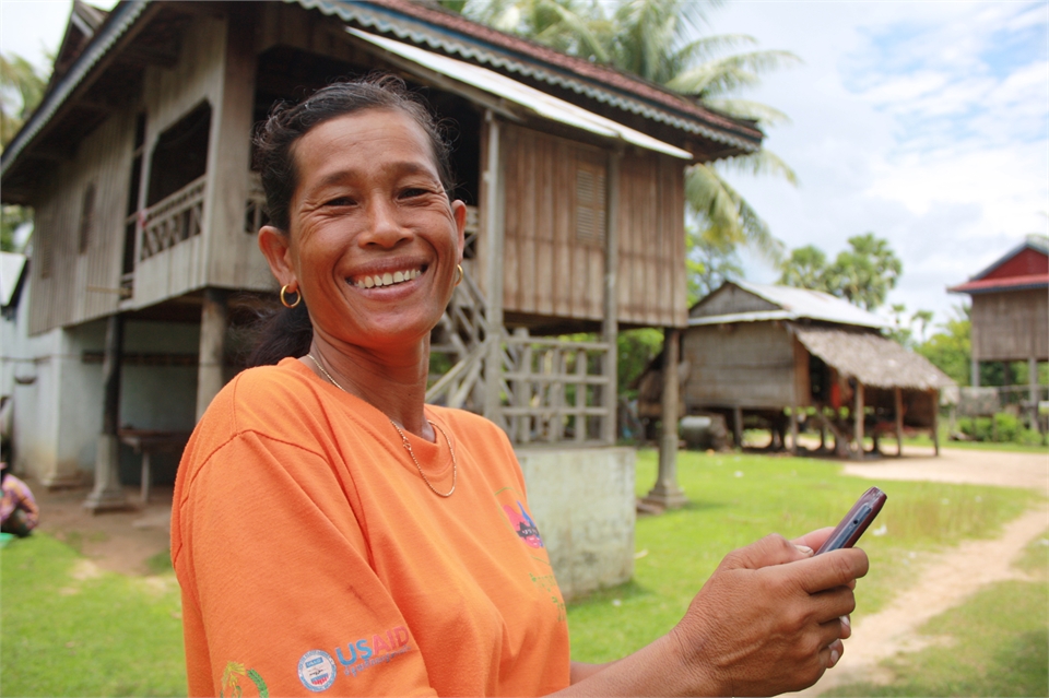 CAMBODIA: Using text messaging as weapon in malaria war CAMBODIA: Using text messaging as weapon in malaria war